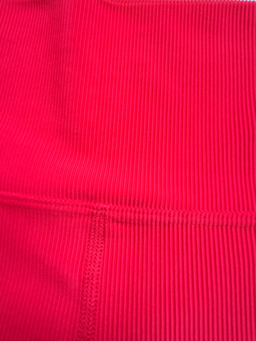 Beach Riot Bright Red Ribbed Sports Set - Picture 4 of 6
